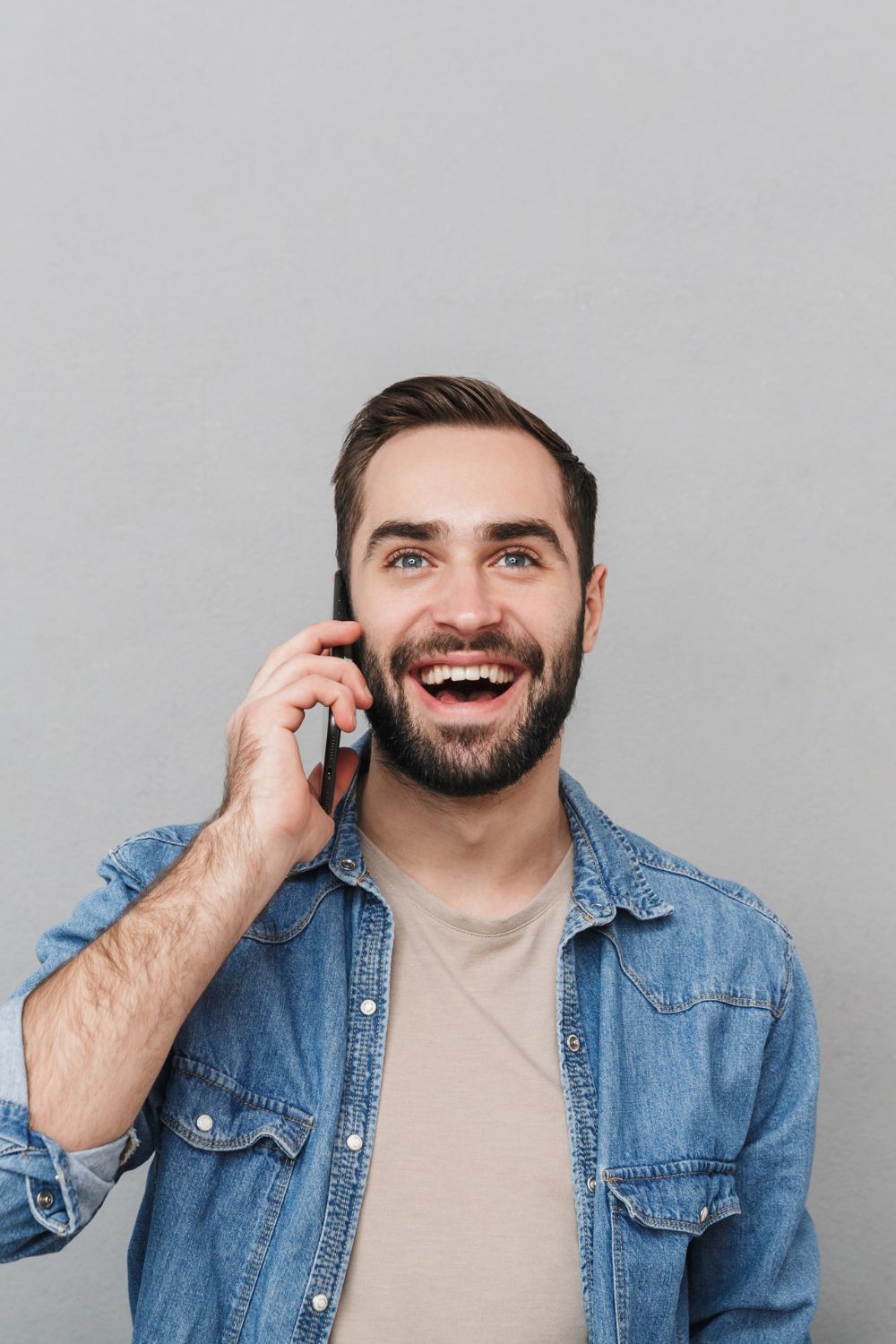 Signs your husband has a crush on another woman