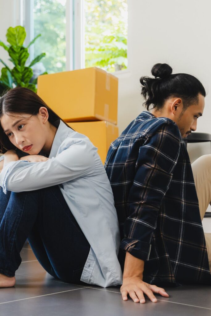 Signs Your Boyfriend is Not in Love With You Anymore