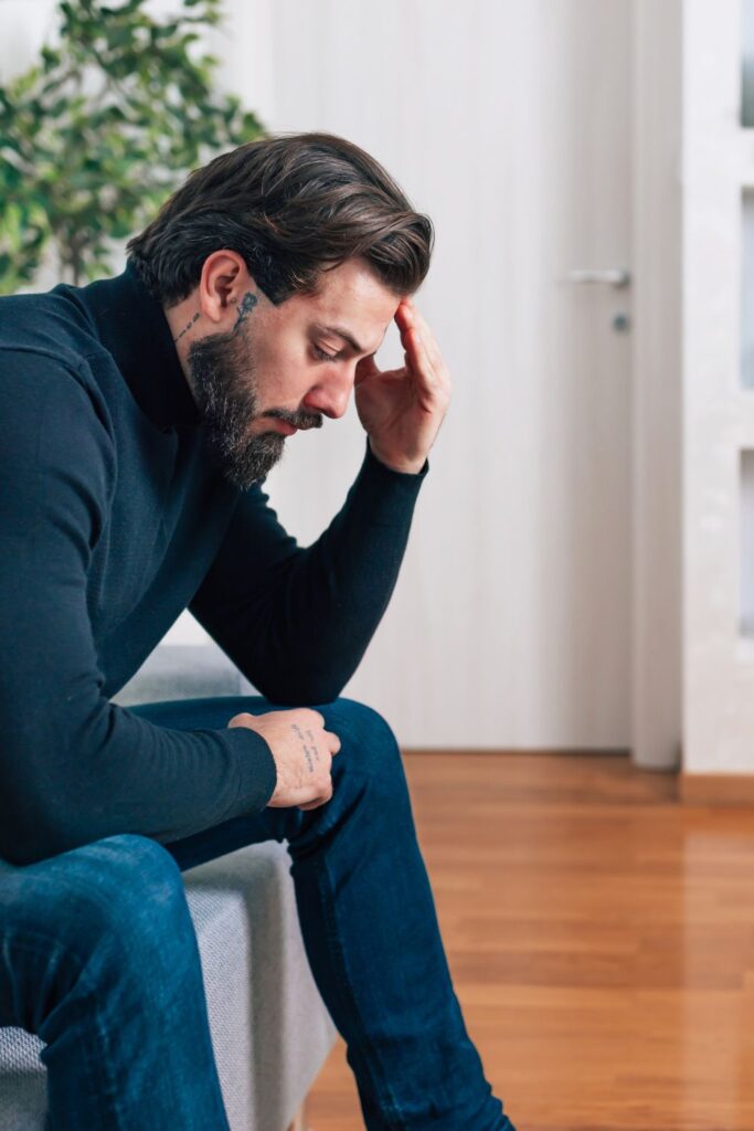 Signs Your Boyfriend is Not in Love With You Anymore