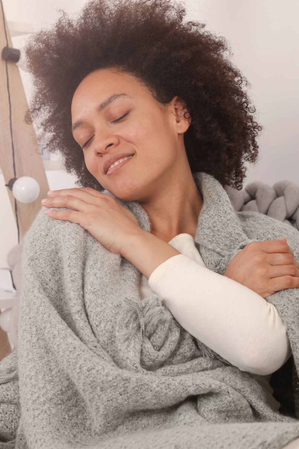 Signs a married woman has a crush on you