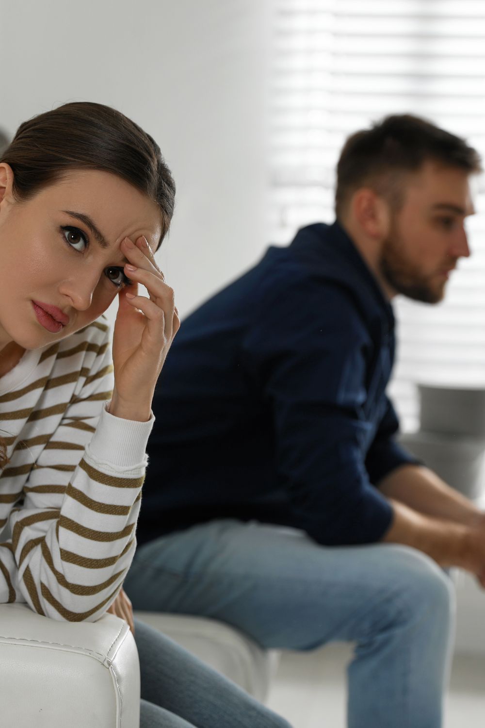 Why Would A Guy Go After A Married Woman?: 10 Reasons Why - KIZZES & HUGZ